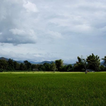 Ferienwohnung Rai Boonsom Phrao Exterior foto