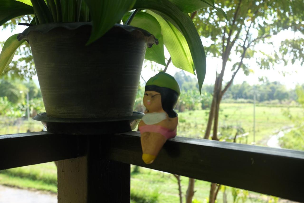 Ferienwohnung Rai Boonsom Phrao Exterior foto