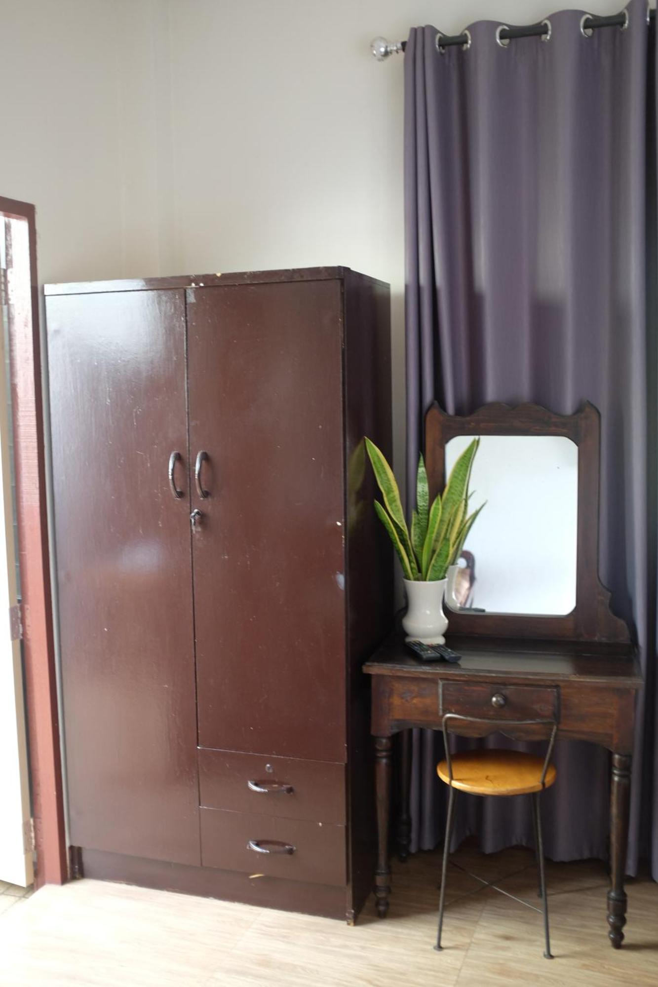 Ferienwohnung Rai Boonsom Phrao Zimmer foto