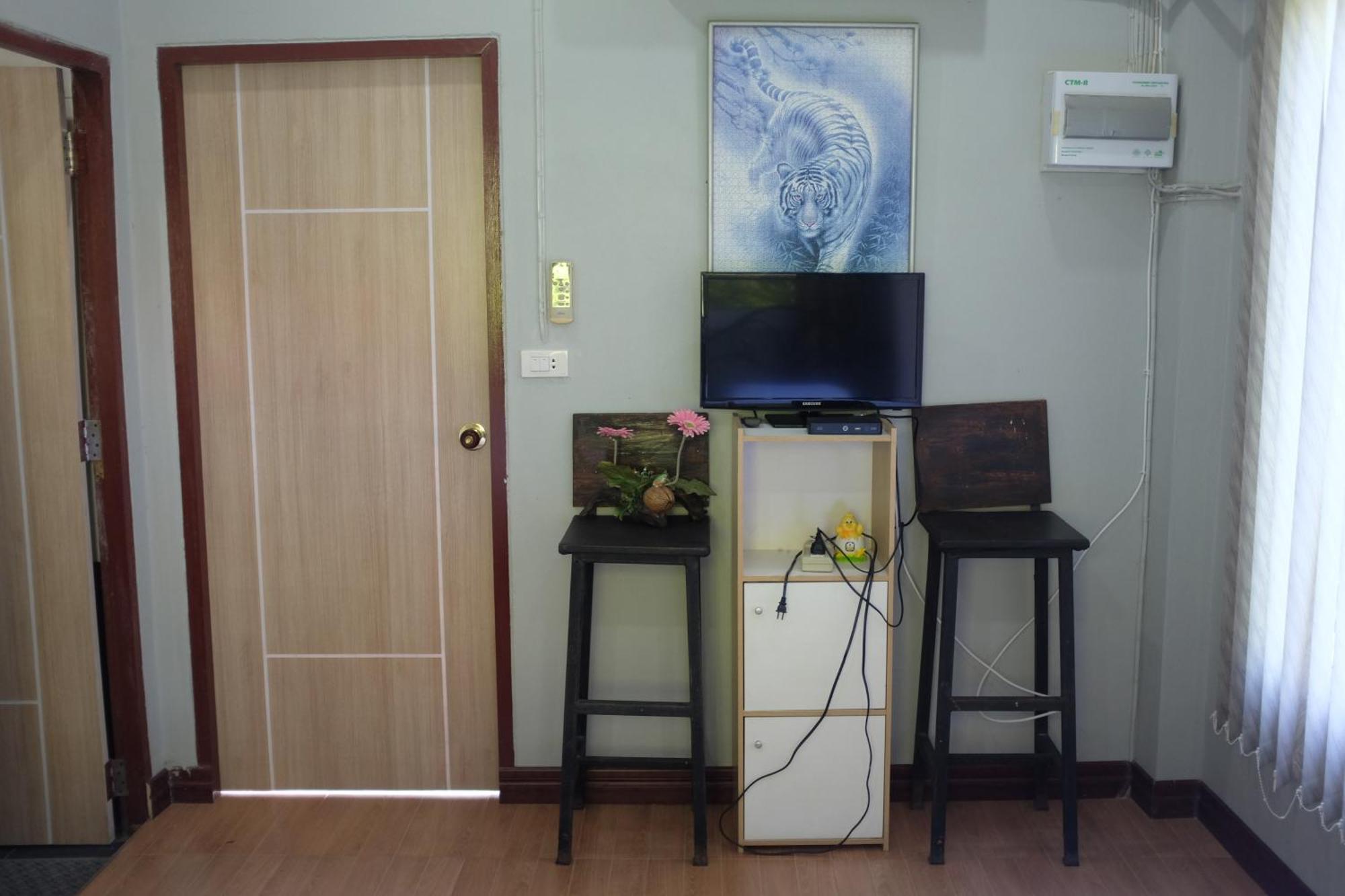 Ferienwohnung Rai Boonsom Phrao Zimmer foto