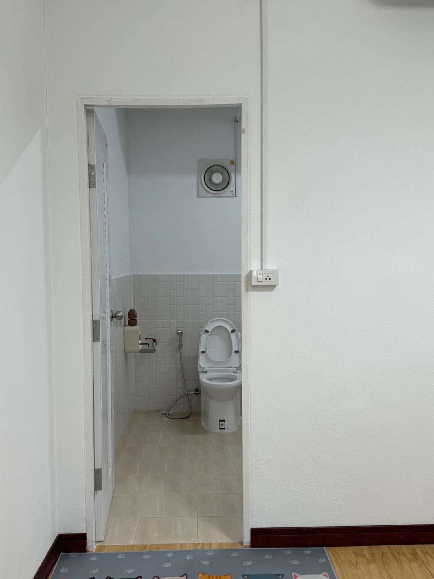 Ferienwohnung Rai Boonsom Phrao Exterior foto