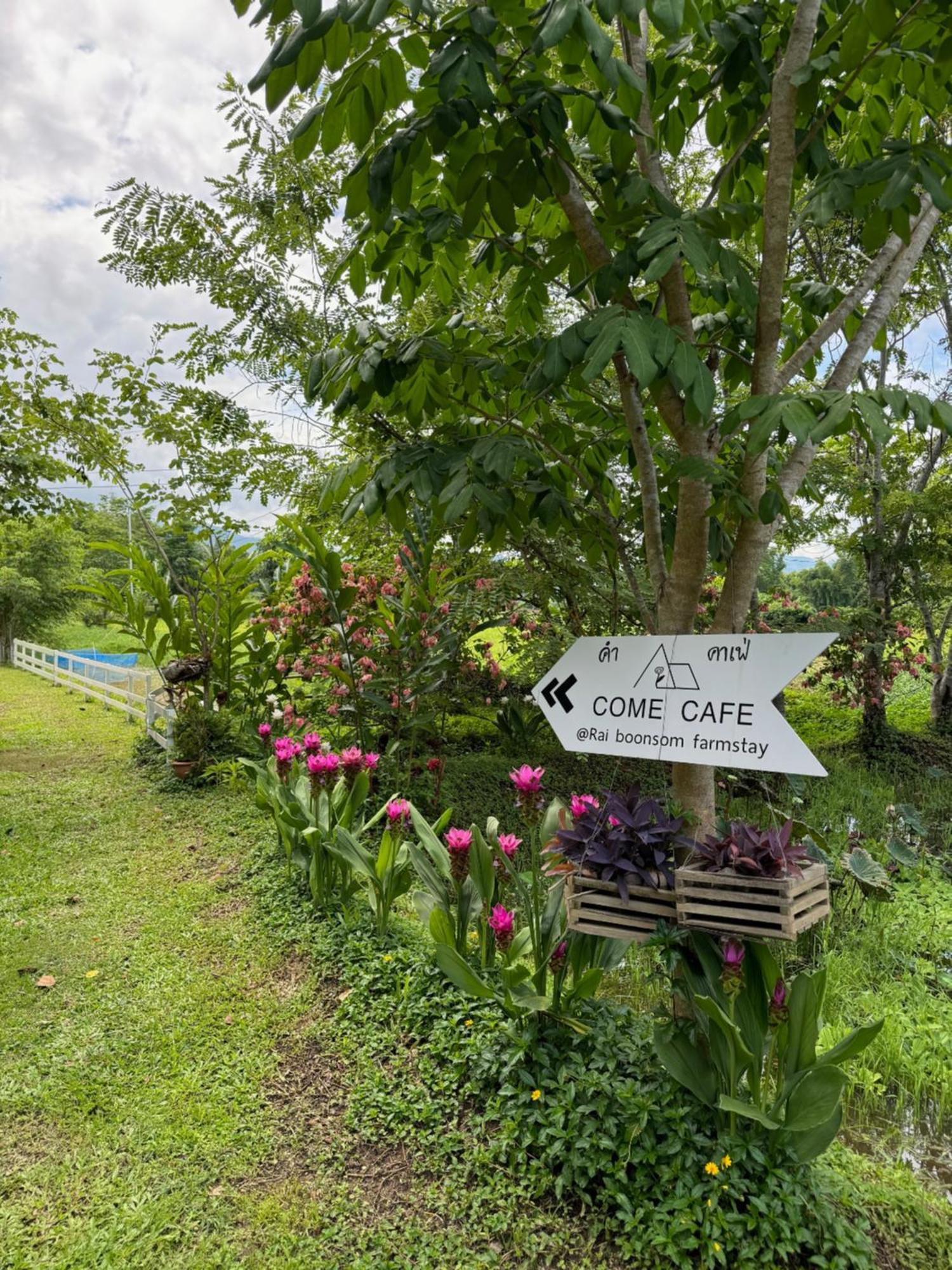 Ferienwohnung Rai Boonsom Phrao Exterior foto