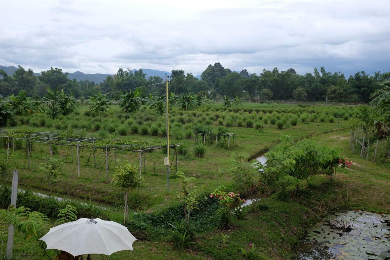 Ferienwohnung Rai Boonsom Phrao Exterior foto